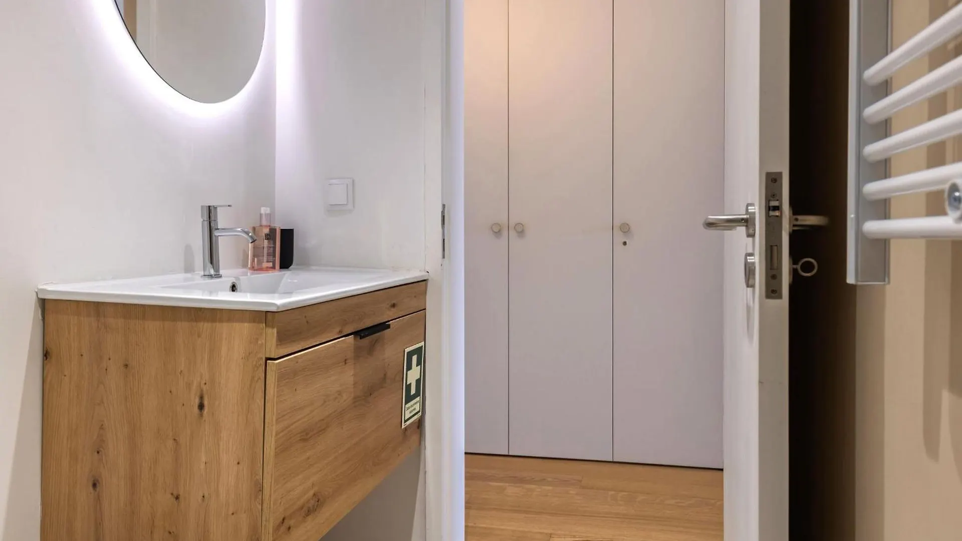 Lovelystay - Penthouse On The Tagus In Alfama Lissabon Appartement