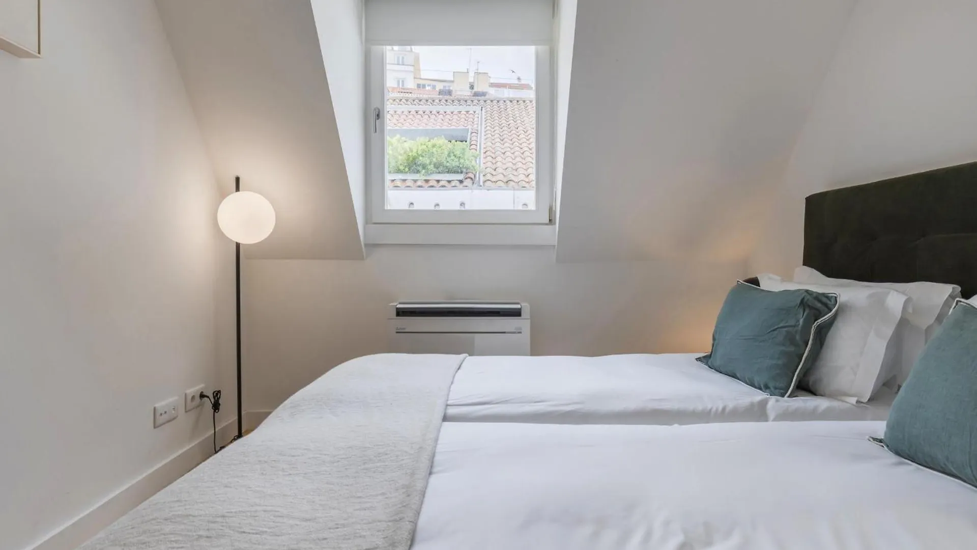 Appartement Lovelystay - Penthouse On The Tagus In Alfama Lissabon