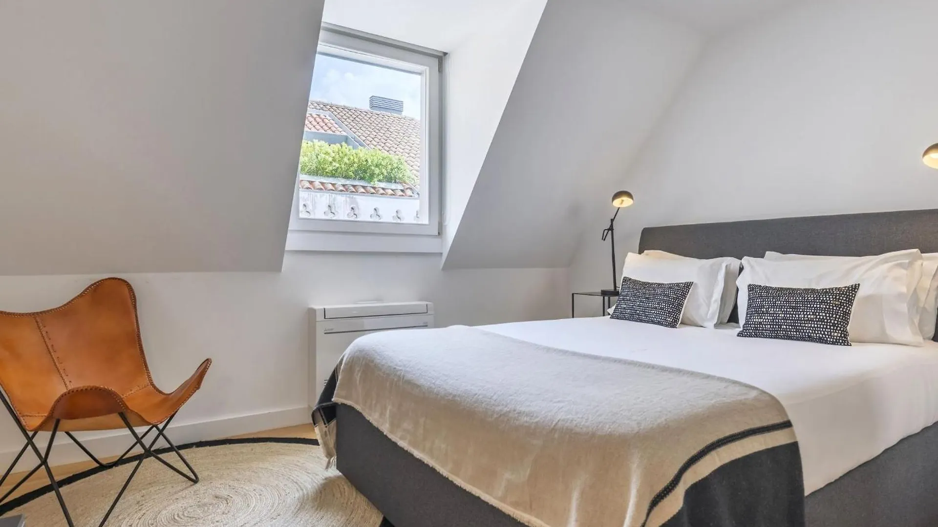 Lovelystay - Penthouse On The Tagus In Alfama Lissabon Portugal
