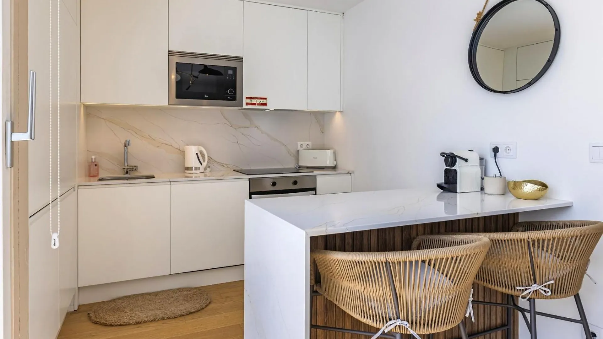 Lovelystay - Penthouse On The Tagus In Alfama Lisbon